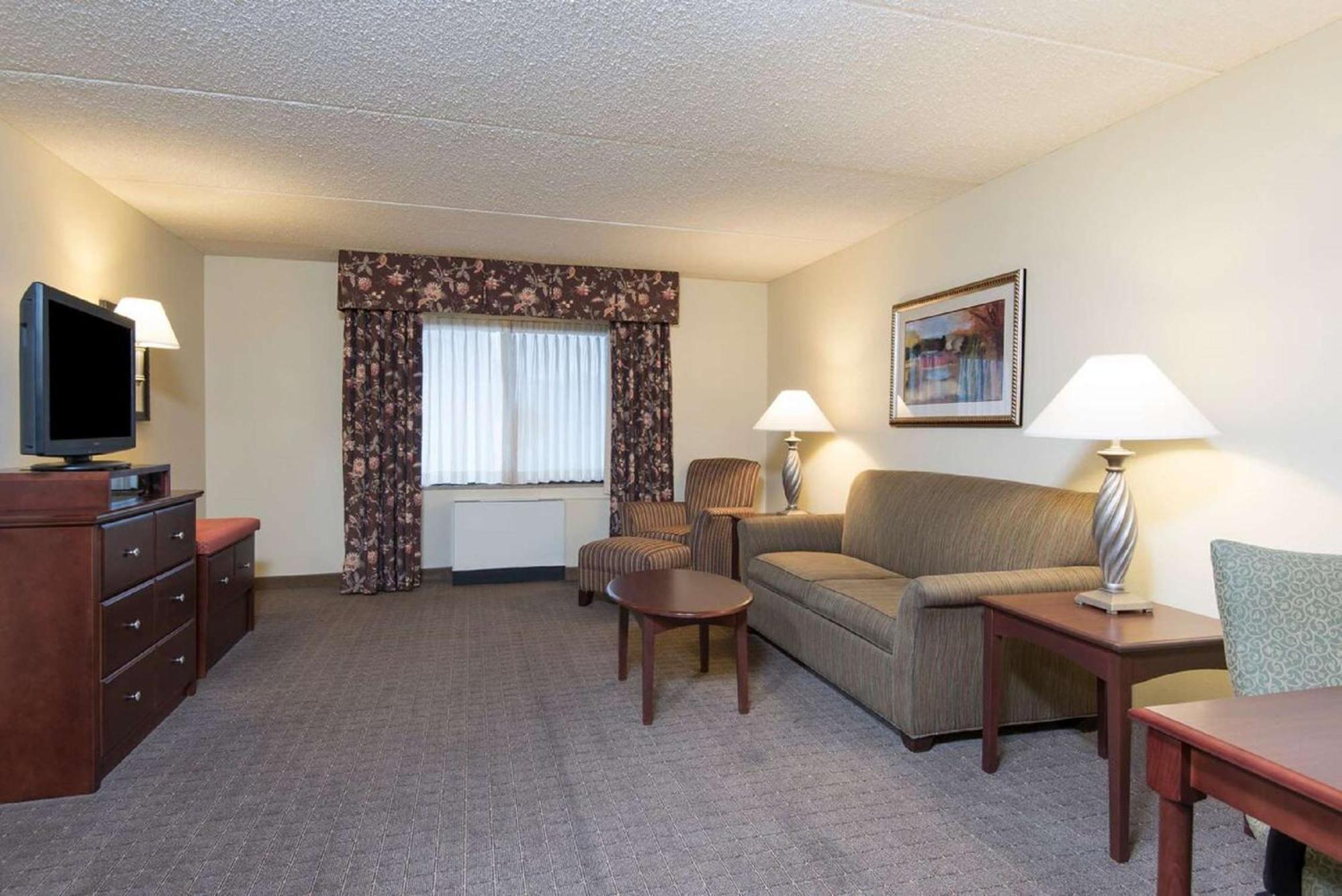 Hampton Inn Schenectady Exterior foto